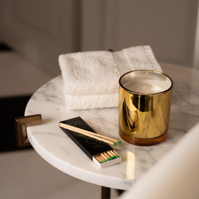 Savoy Candle